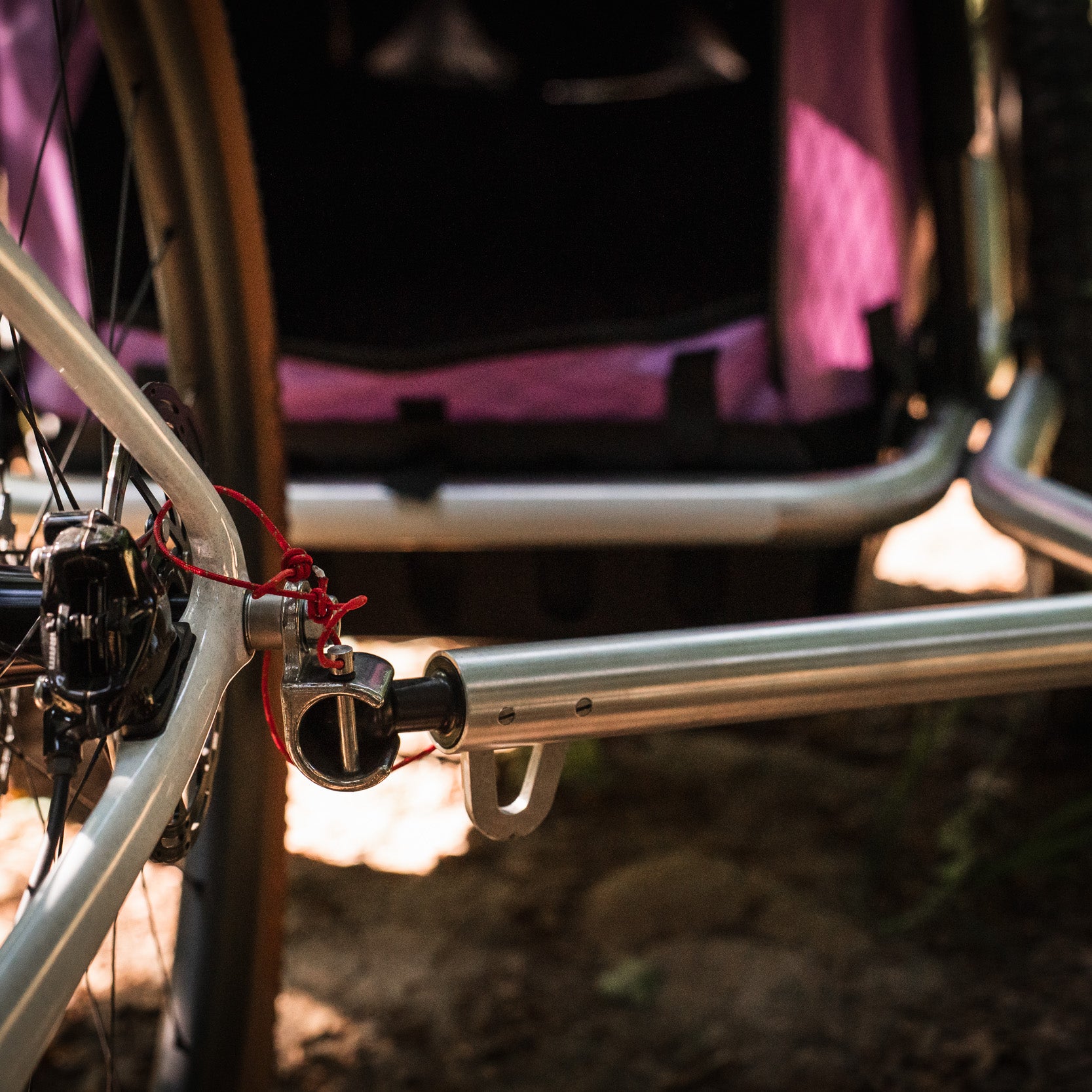 Hochwertig verarbeiteter Hundeanhänger