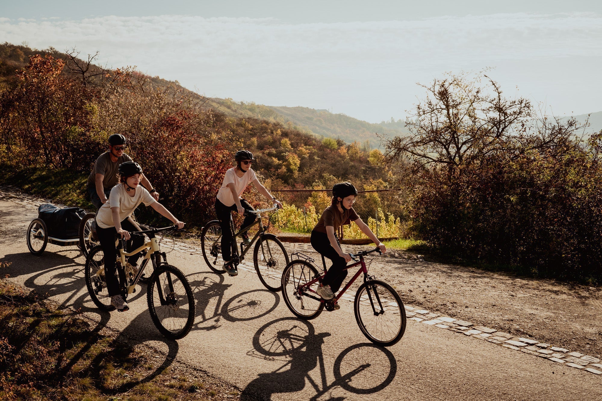 Radtour planen: Der ultimative Guide für dein Abenteuer mit Fahrradanhänger