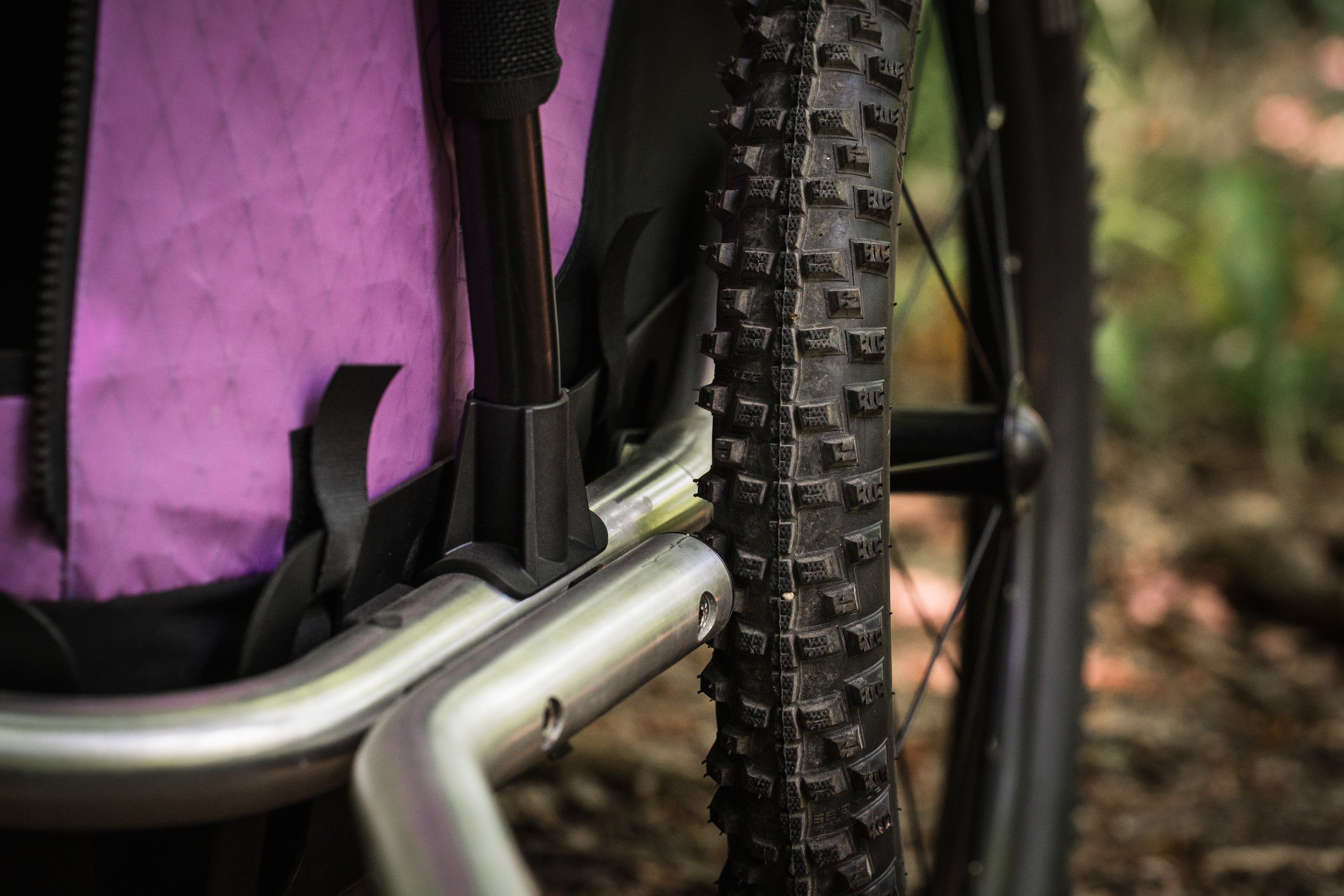 Hochwertige Details am Hundeanhänger